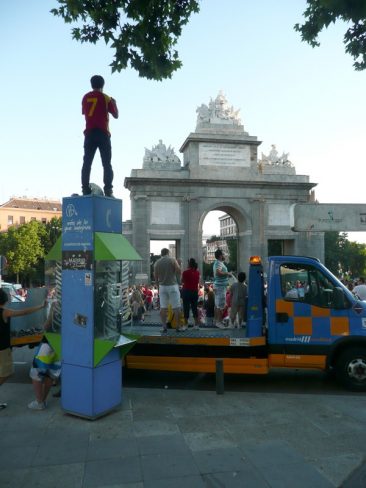 Por una foto, se buscan cualquier perspectiva