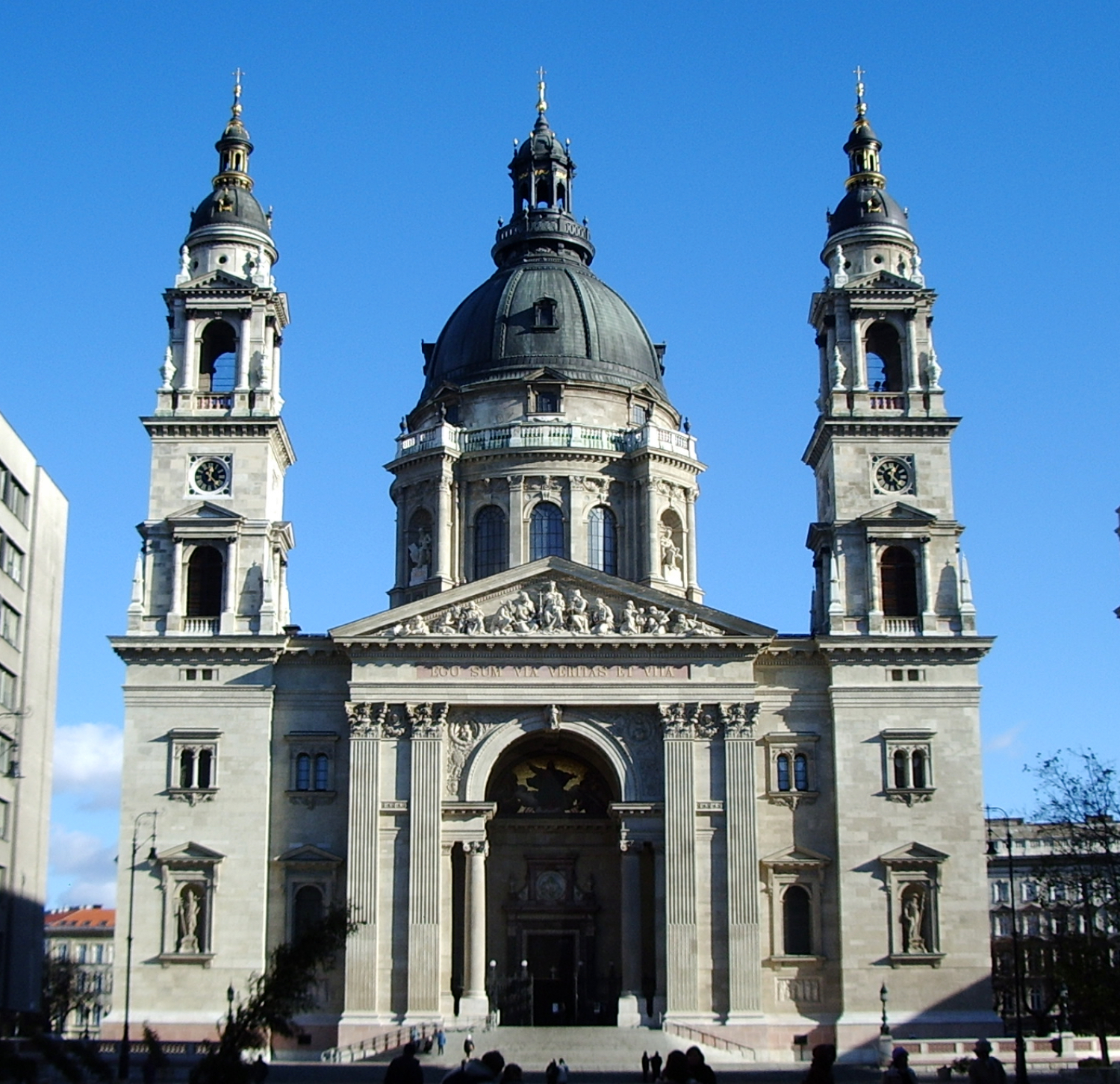 Budapest. 2004